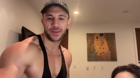 Snapshot of fireanddesire27 chatting on 02.01.25 FireAndDesire27 online show from 02.01.25