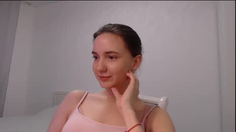 fireflies_fly_ online show from 03.13.26