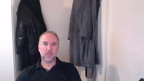 Snapshot of firephil chatting on 11.14.25 firephil online show from 11.14.25