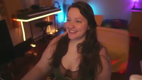 Snapshot of fireproofcuriousity chatting on 11.02.25 Lio Roxy online show from 11.02.25