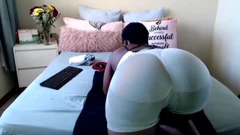 fitblair66_ online show from 04.08.26