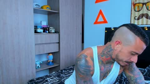 Elias Valencia online show from 12.22.24