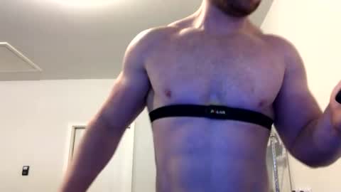 fitnudeguyxxx online show from 01.01.25