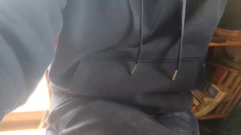 Snapshot of fiveforwilly1 chatting on 01.04.25 Markus online show from 01.04.25