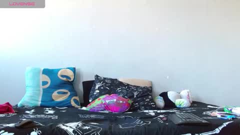 Snapshot of flacapaisa chatting on 10.04.25 nova online show from 10.04.25