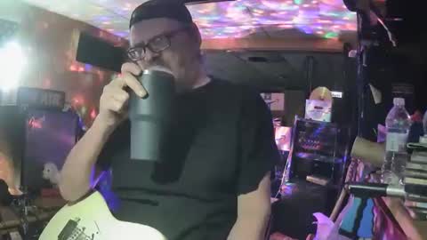flamingfartguy online show from 09.23.25