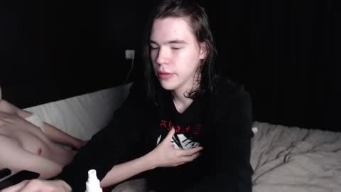 Robin online show from 12.13.24