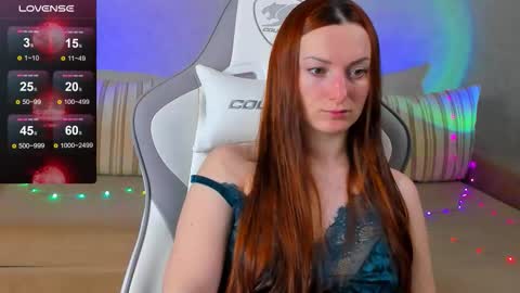 Snapshot of flamystar chatting on 10.27.25 Yana online show from 10.27.25