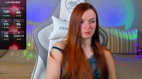 Snapshot of flamystar chatting on 10.31.25 Yana online show from 10.31.25