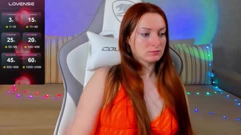 Snapshot of flamystar chatting on 11.04.25 Yana online show from 11.04.25