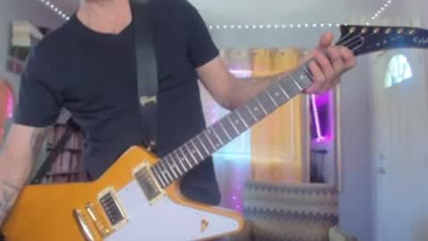 Flannel Dong online show from 10.07.25