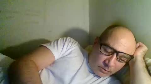 Snapshot of flashdreaming chatting on 06.02.26 Carlo online show from 06.02.26