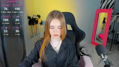 Flexyfoxy online show from 02.28.26