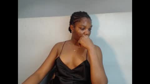 Snapshot of flirtxxdiva chatting on 09.15.25 flirtxxdiva online show from 09.15.25