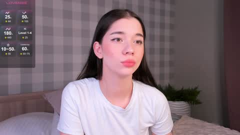 Emely  online show from 01.25.25