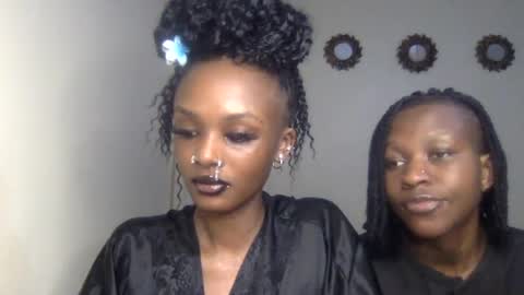 Snapshot of flirtyy_sheery chatting on 07.13.26 sheery online show from 07.13.26