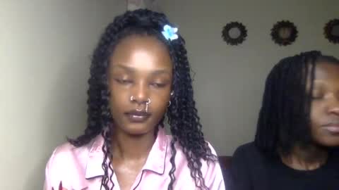 Snapshot of flirtyy_sheery chatting on 07.15.26 sheery online show from 07.15.26