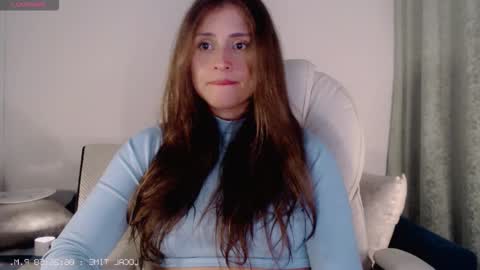 Snapshot of flor3citarockera chatting on 10.10.25 flor3citarockera online show from 10.10.25