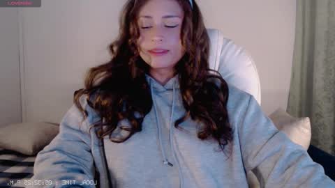 Snapshot of flor3citarockera chatting on 10.12.25 flor3citarockera online show from 10.12.25