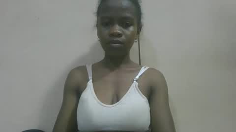 flora48230522373 online show from 05.02.26