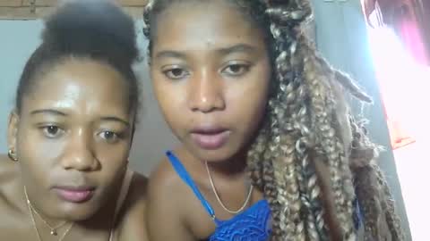 Snapshot of florencia011 chatting on 01.25.25 florencia011 online show from 01.25.25