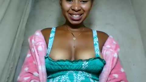 Snapshot of florencia011 chatting on 05.31.26 florencia011 online show from 05.31.26