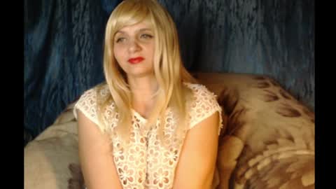 Snapshot of floretdiana chatting on 03.29.26 floretdiana online show from 03.29.26