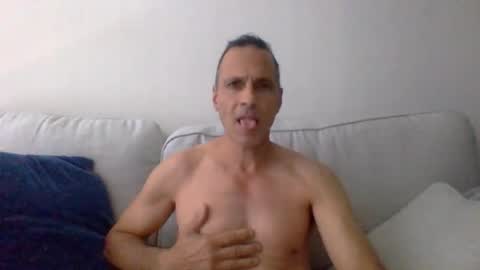 Snapshot of florida8921 chatting on 06.02.26 Hero of the Misfits online show from 06.02.26