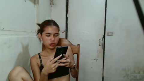 Snapshot of florloversweet1 chatting on 02.16.26 florloversweet1 online show from 02.16.26