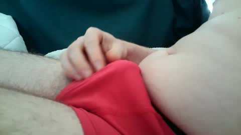 Snapshot of flow2105 chatting on 09.28.25 flow2105 online show from 09.28.25