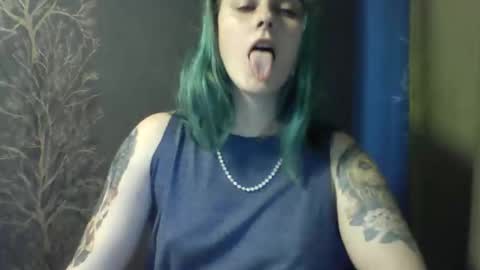 Snapshot of flower_bluee chatting on 05.21.26 Ambika 3 online show from 05.21.26