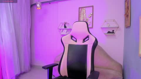 Snapshot of flower_dulce chatting on 01.17.25 Dulce online show from 01.17.25