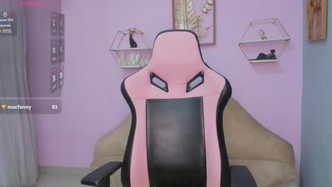 Snapshot of flower_dulce chatting on 02.03.25 Dulce online show from 02.03.25