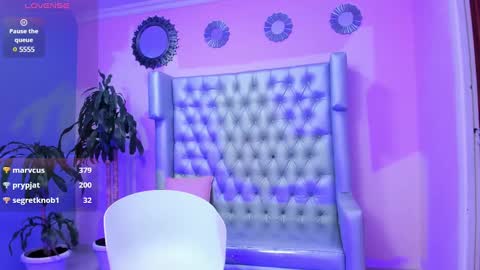 Snapshot of flower_dulce chatting on 03.06.25 Dulce online show from 03.06.25