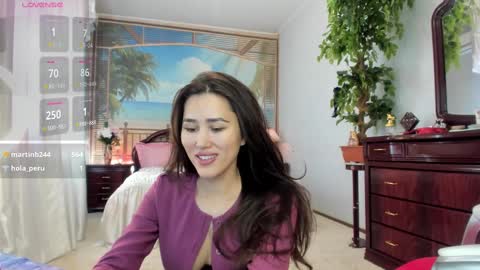 Nicole online show from 02.12.25