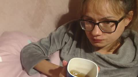 say meow and send tip  online show from 10.01.25