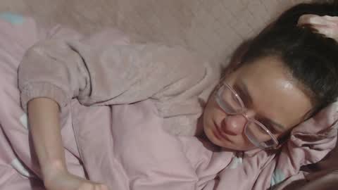 say meow and send tip  online show from 03.29.26