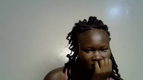 flowerdiva002 online show from 11.19.25