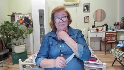 Flowerlower online show from 12.03.25