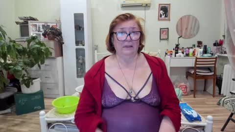 Flowerlower online show from 12.17.25