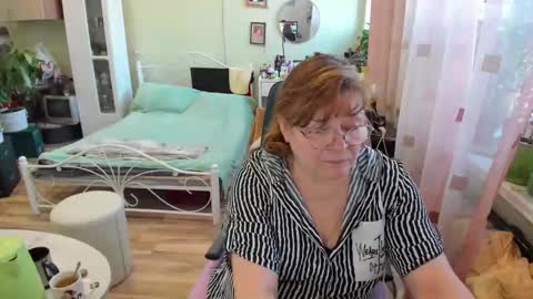 Flowerlower online show from 02.01.26