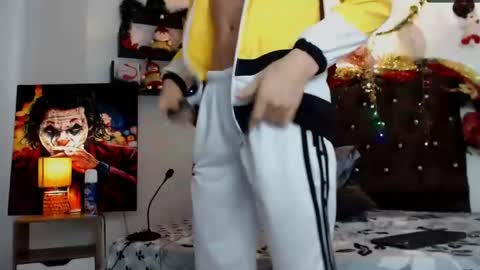 flowers109 online show from 12.26.24