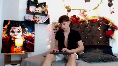 flowers109 online show from 12.31.24