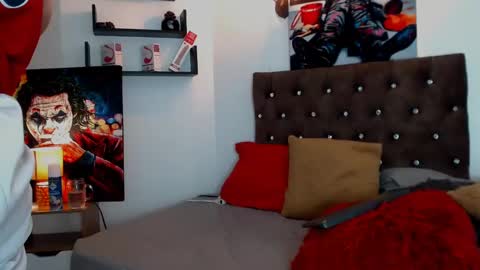 flowers109 online show from 01.12.25