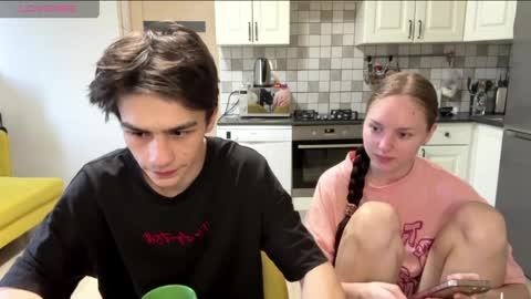 flowerscouple online show from 04.08.26