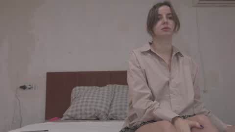 Snapshot of fluffy_hat chatting on 12.22.24 Fluffy and Krut online show from 12.22.24