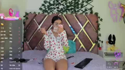 Flufi 740 online show from 09.30.25