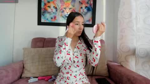 Flufi 740 online show from 10.03.25