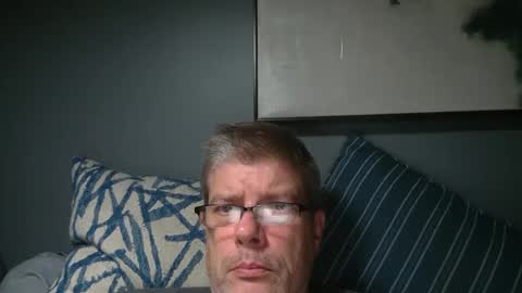 Snapshot of fluidconscience chatting on 11.05.25 FluidConscience online show from 11.05.25