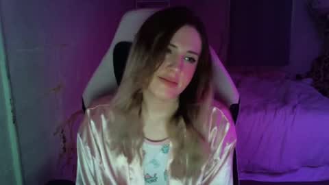 Flux online show from 10.08.25